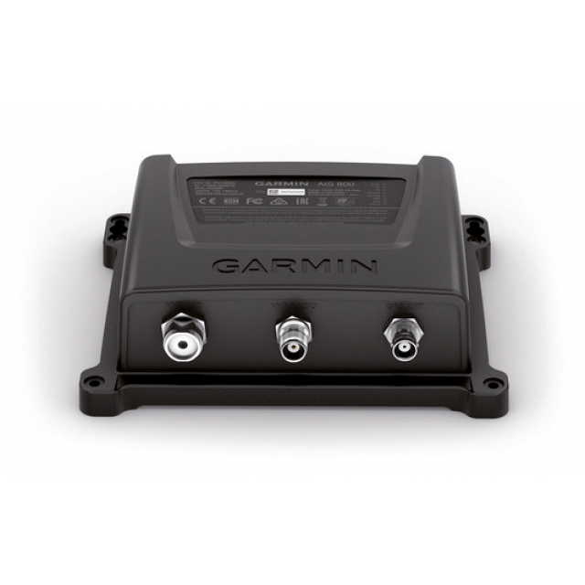 Garmin AIS 800 transponder